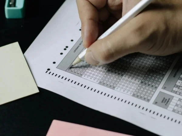 L'Académie 2A, prépa santé à Lyon, vous prépare aux QCM des concours de la 1ère année de santé et de l'Internat