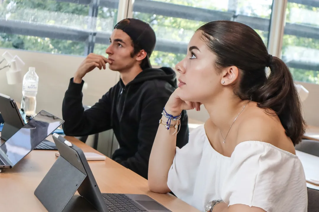 Rentrée PASS à Lyon : La checklist complète (10 étapes)
